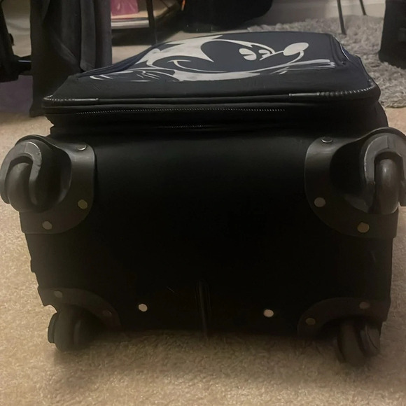 Disney Rolling Luggage - Mickey Mouse Black & White - 20" - Picture 9 of 10
